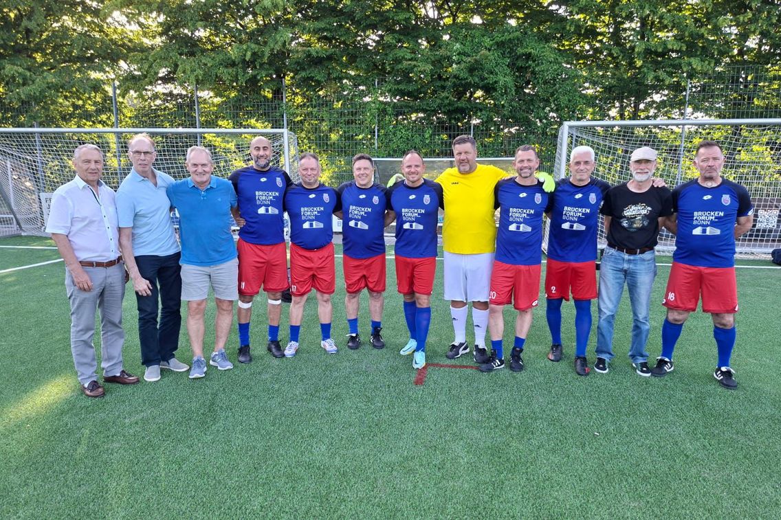 Foto zum Newsartikel 4. Platz beim Ü40-Wasserlandcup