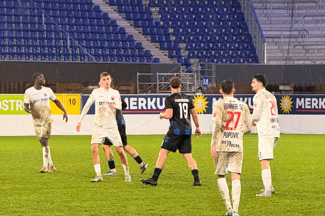 Foto zum Newsartikel Rheinlöwen belohnen sich unter schweren Bedingungen