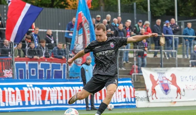 Der Ball rollt wieder