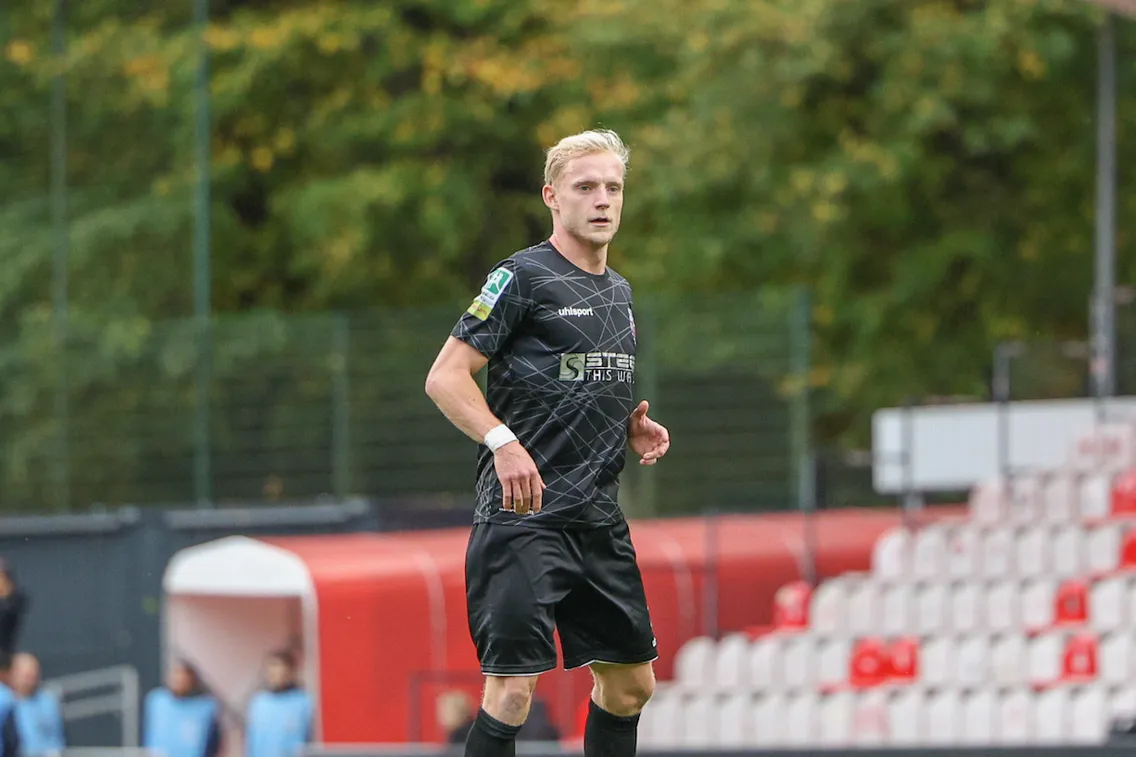 Foto zum Newsartikel Härtetest beim Spitzenreiter: BSC zu Gast bei Fortuna Köln