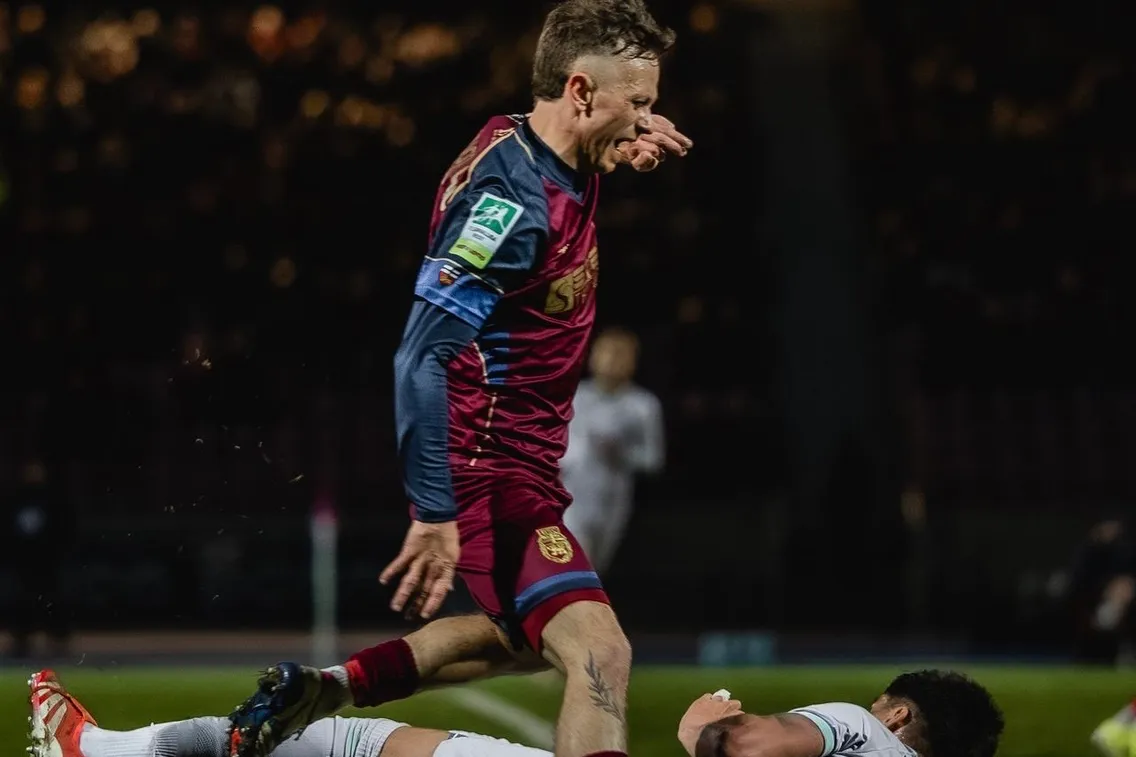 Foto zum Newsartikel Cueto-Doppelpack beim Remis gegen Bochum II