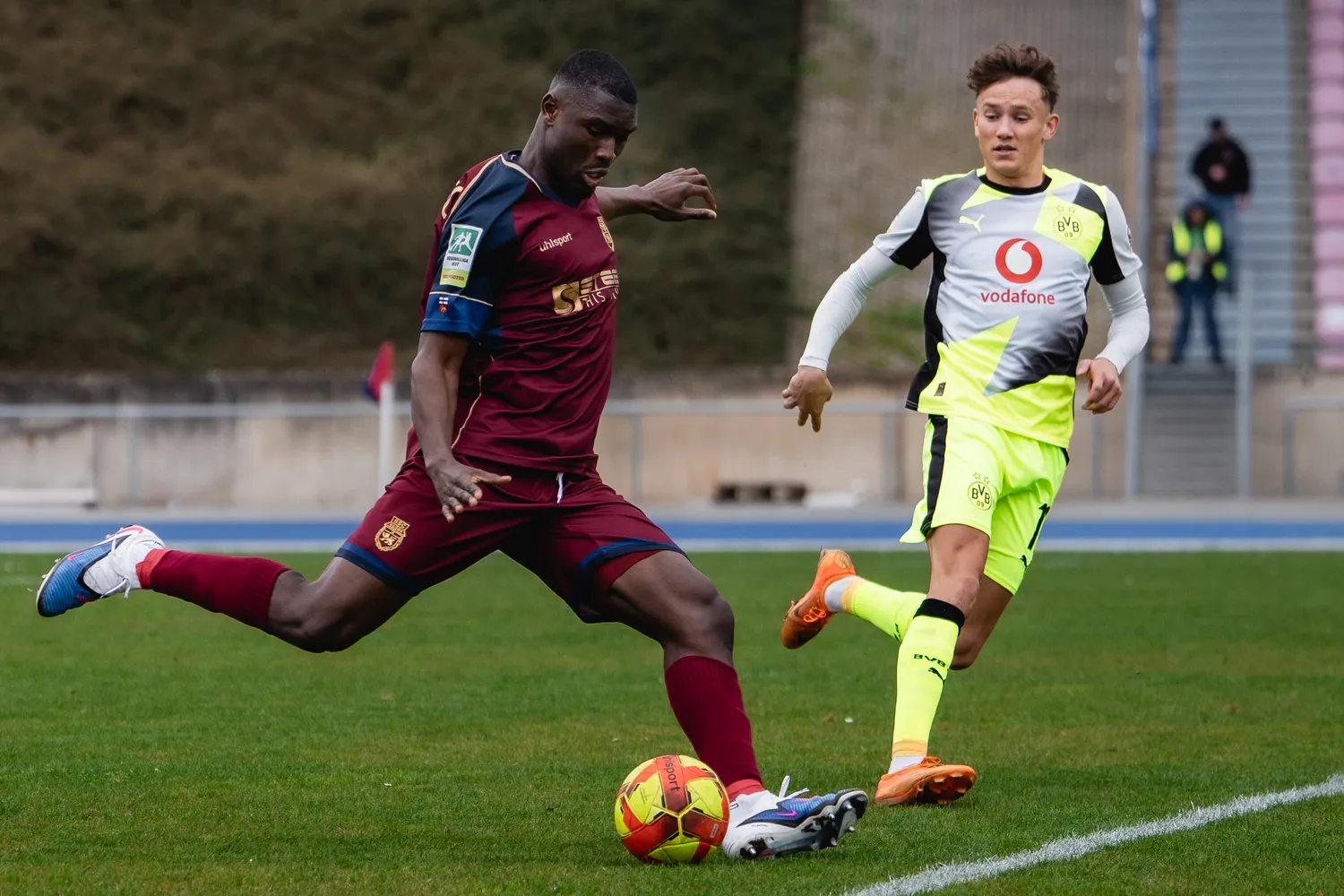 Massaman Keita bleibt Rheinlöwe