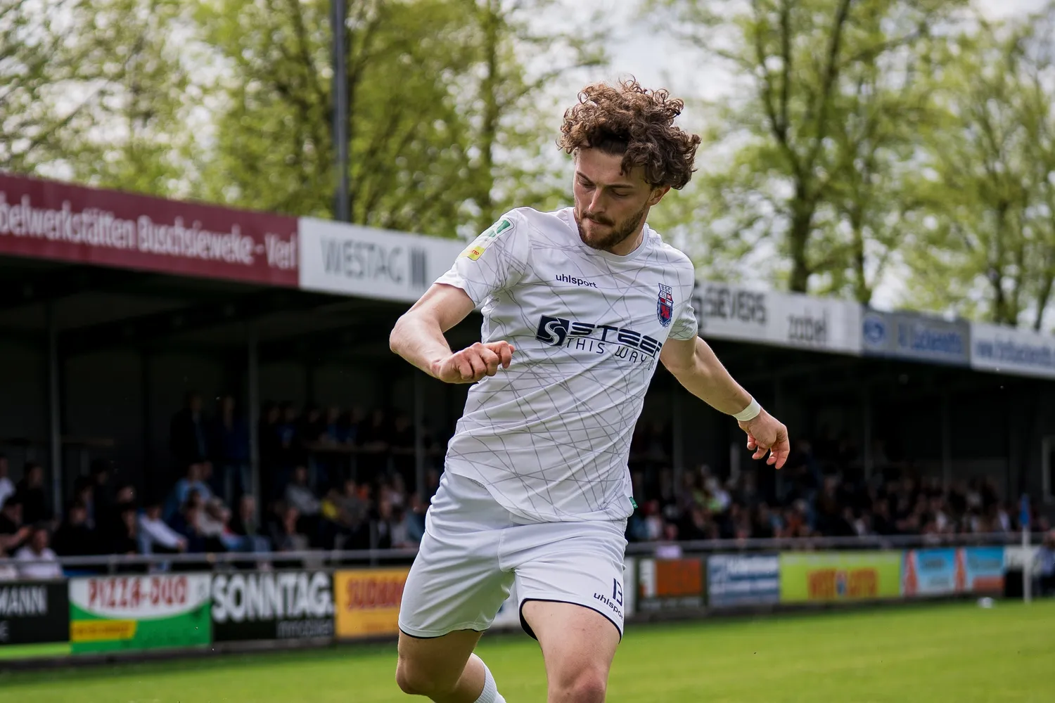 Vertragsverlängerung: Jonas Berg bleibt Rheinlöwe
