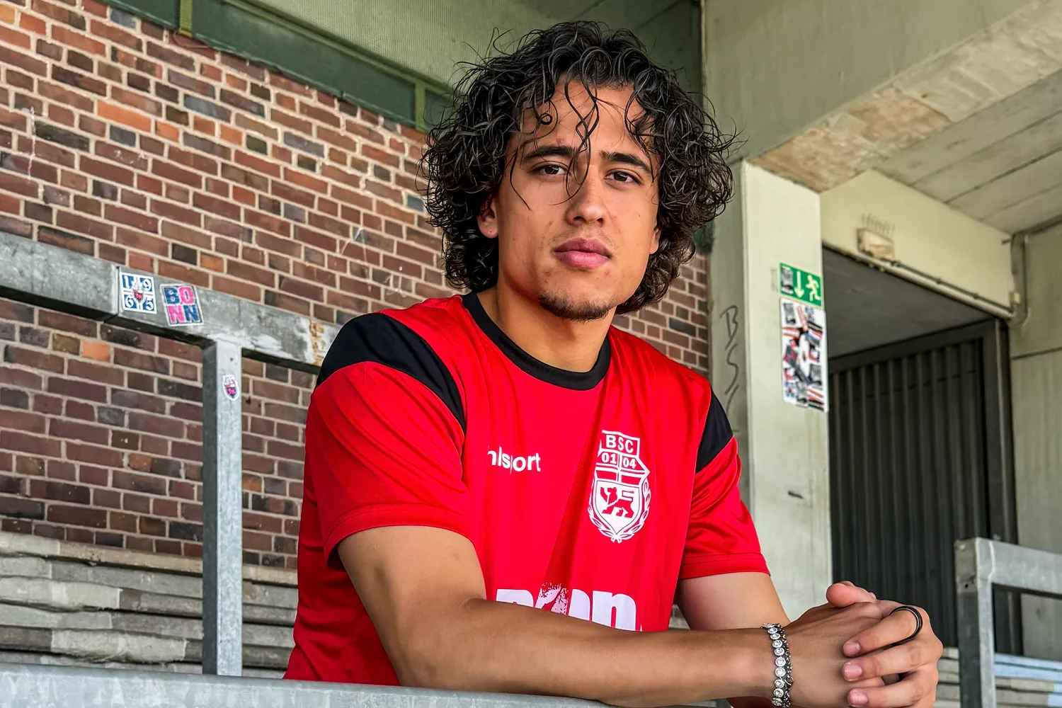 Bonner SC verpflichtet Offensivspieler Luca de Meester