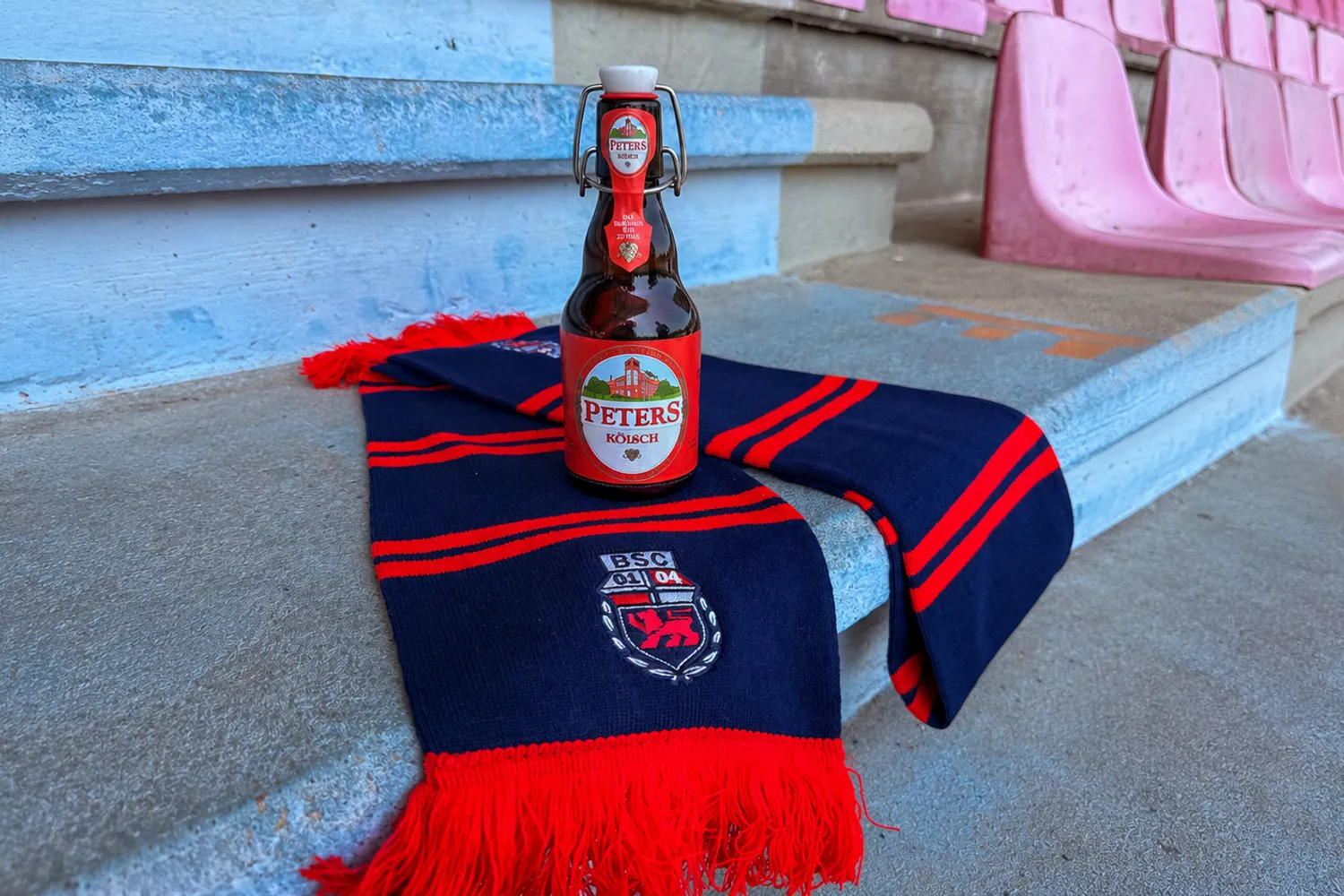 Plöpp! Peters Kölsch wird neuer Bierpartner des Bonner SC
