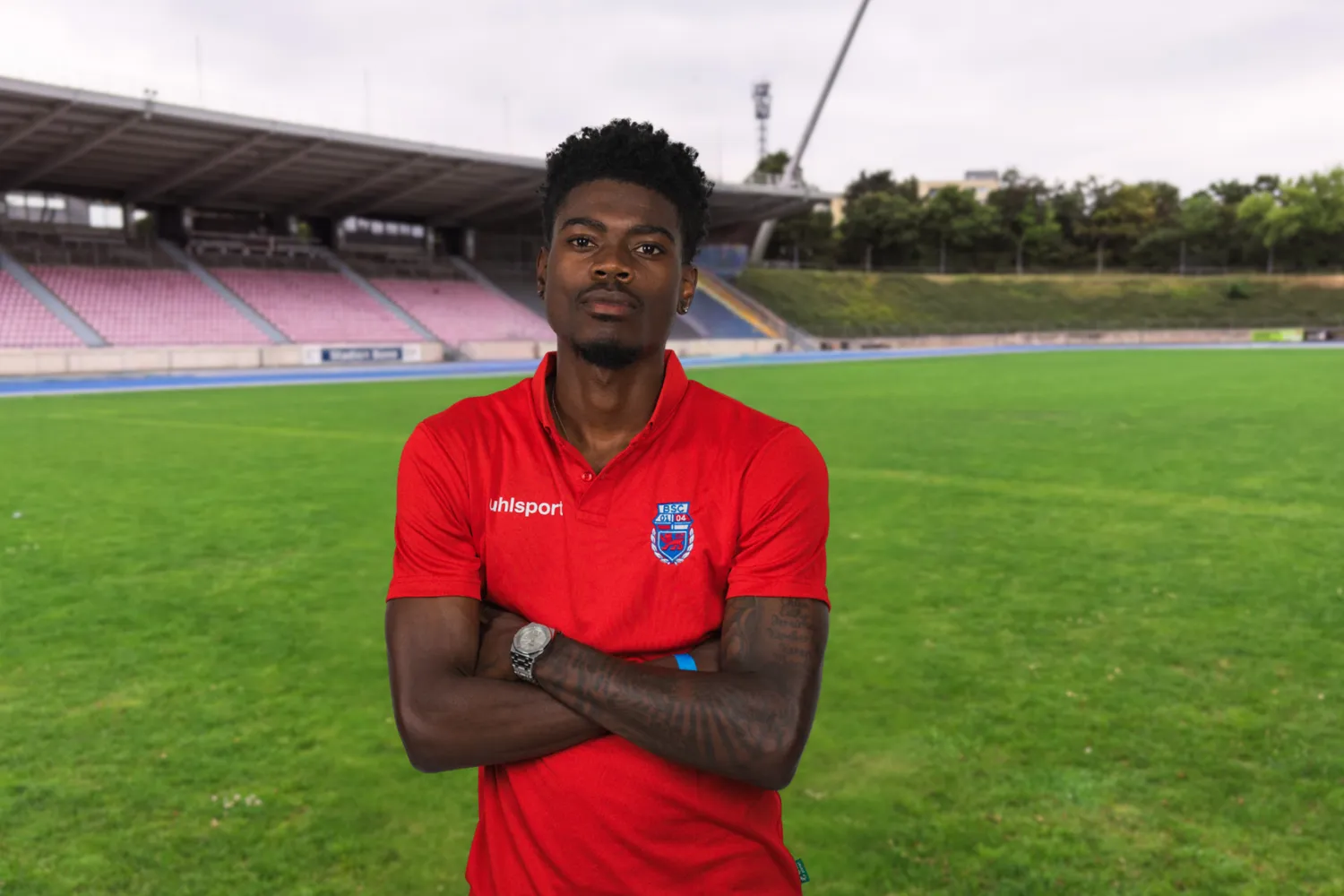 Rheinlöwen verpflichten Aaron Tshimuanga