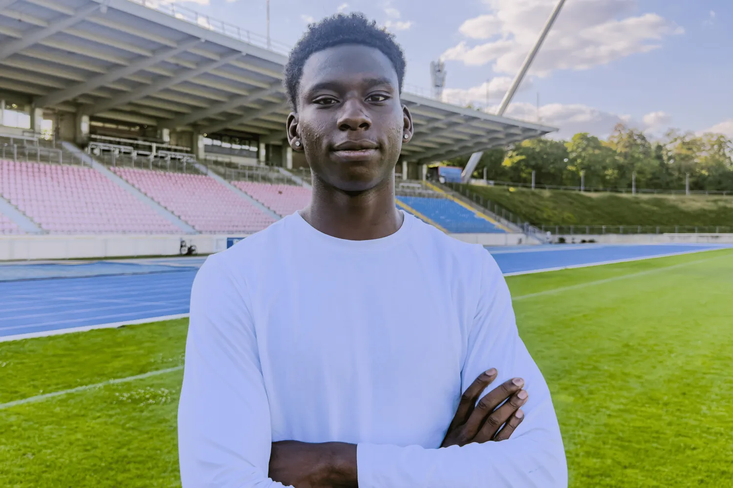 Rheinlöwen verstärken sich mit Josue Santo