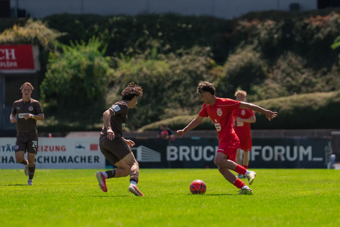Foto zum Newsartikel Bonner SC U19 fordert Favoriten lange heraus