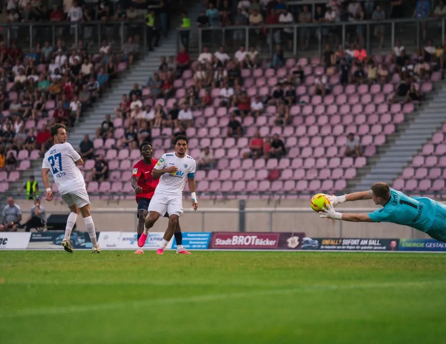 Doppelte Matchwoche gegen Oberpleis und Paderborn