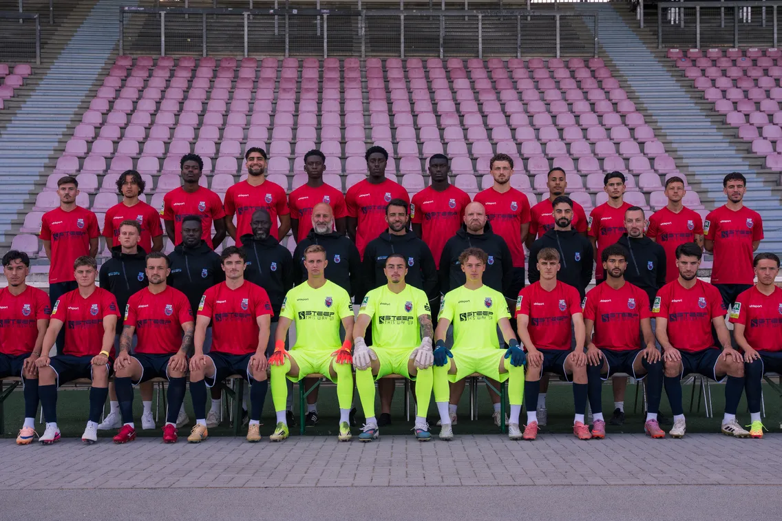 Foto zum Newsartikel Spielerpatenschaften 2026/27: Jetzt Rheinlöwen-Pate werden!