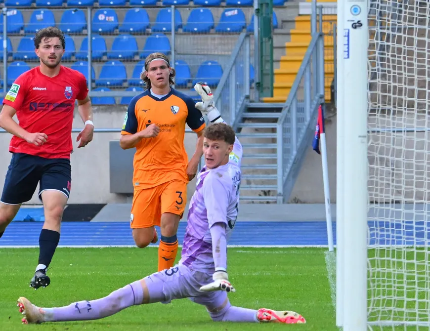 Bonner SC erkämpft sich in Unterzahl ein 3:3 gegen Bochum II
