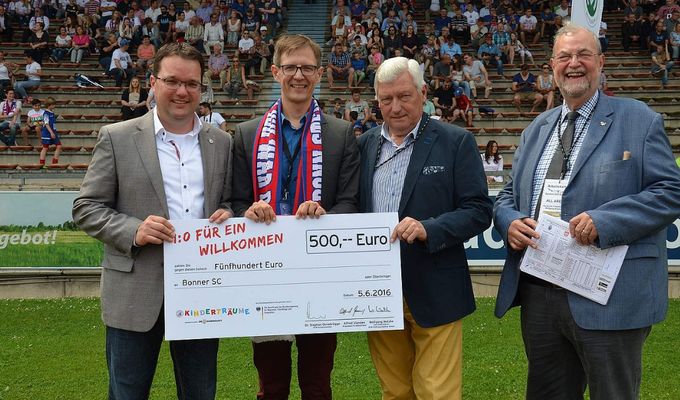 1:0 für ein Willkommen!