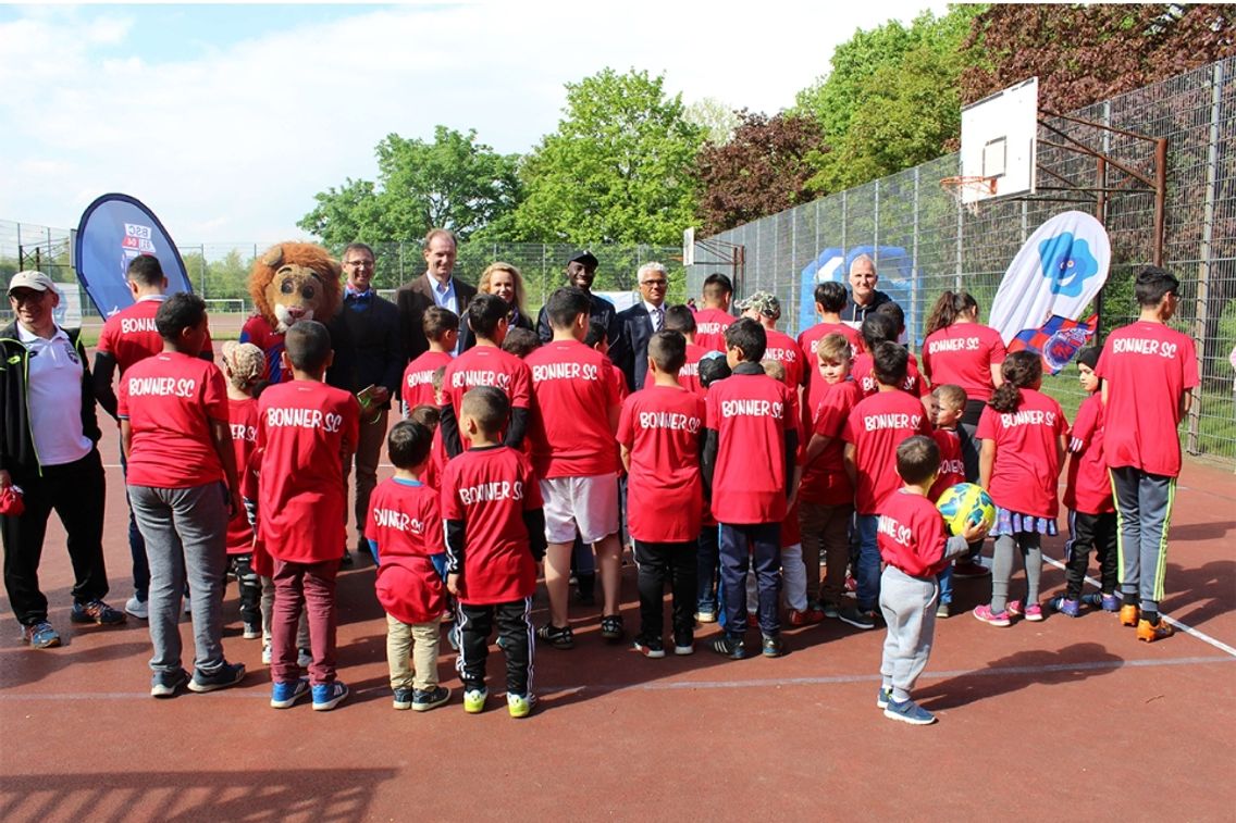 Foto zum Newsartikel KIDsmiling – Fußballprojekt ist neuer Partner des Bonner SC!
