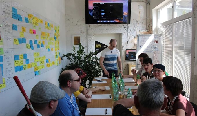 Team AM: Geschäftsausstattung und Visitenkarten