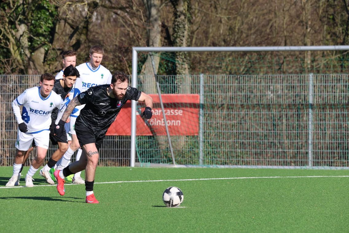 Foto zum Newsartikel Erster Testspielsieg gegen Liga-Konkurrenten